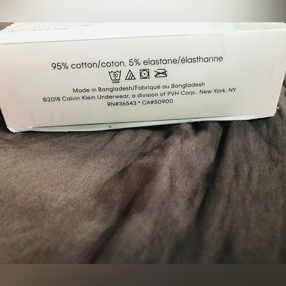 SOLD ❌Calvin Klein Women's Underwear | Bikini Cut | 4 Pack | Neutrals | Size L - Picture 3 of 7